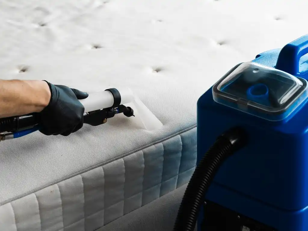 Karasu Yatak Yıkama Fırçalama İşlemi